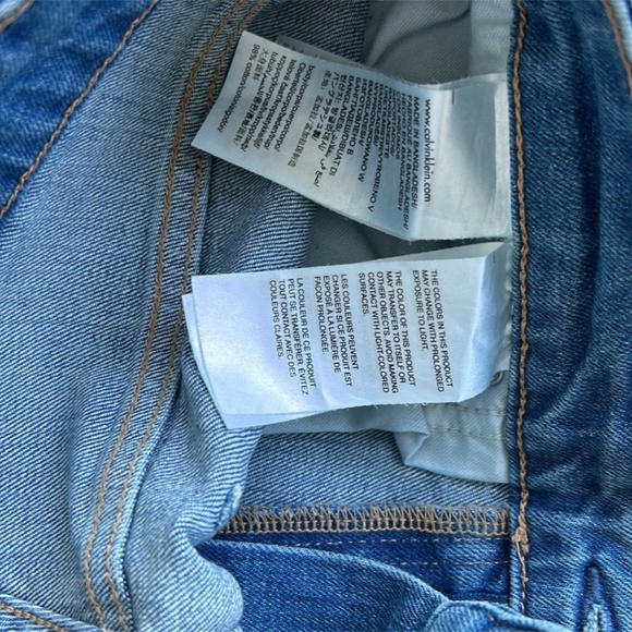 Calvin Klein Jeans | Brand New | Size 33x32 | Never Worn | Classic & Stylish - Picture 5 of 6